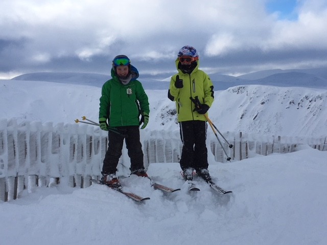 1 Hamish & Ross on first adventure to Glenshee